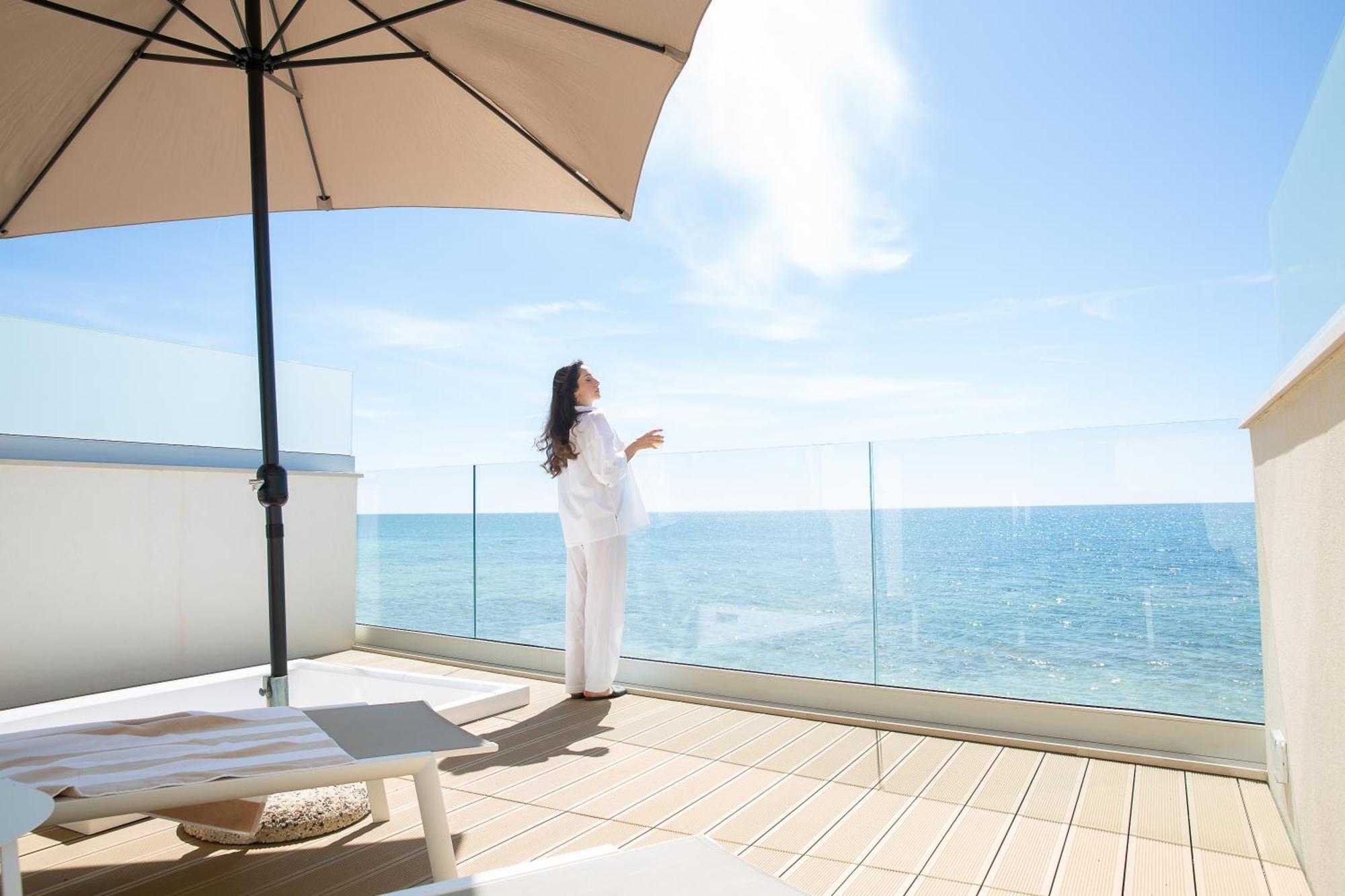 Scirocco Boutique Eco Hotel Torre Pali Esterno foto
